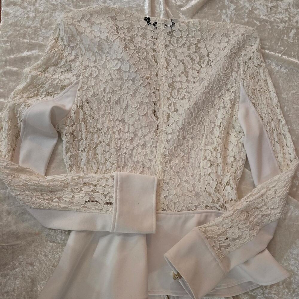 Juniors' Zip-Front Lace Peplum Jacket XOXO size Large - Picture 2 of 3